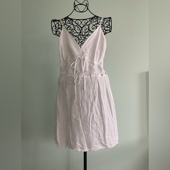 Reformation linen mini dress in white with bows - Picture 6 of 14